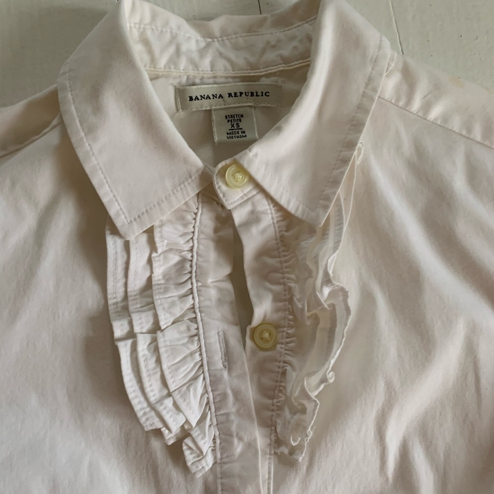 Banana Republic white, long sleeve button downXS